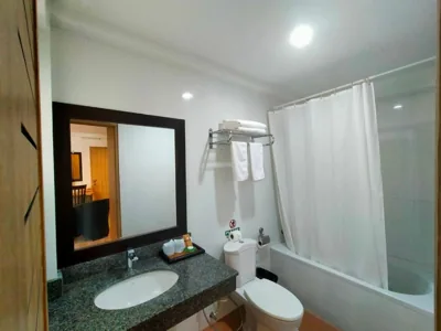 Kamala Beachfront Apartment – 사진 13